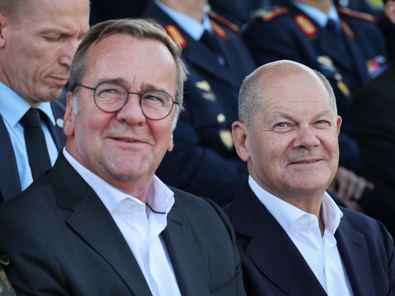 Scholz oder Pistorius? In der SPD ist eine Debatte über den richtigen Kanzlerkandidaten für die Bundestagswahl entbrannt. (Archivbild) - Foto: Christian Charisius/dpa