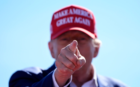 Die Unterstützung für Ex-Präsident Trump ist der Umfrage zufolge stabil. (Archivbild) - Foto: Alex Brandon/AP/dpa