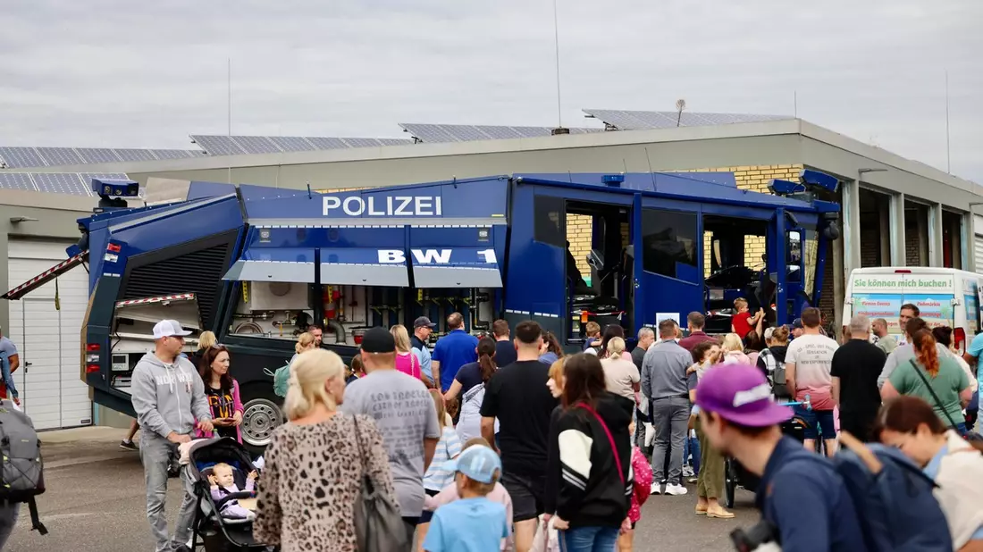 POL-MA: Mannheim: Großer Andrang beim Tag der offenen Tür des Polizeipräsidiums Mannheim - Bild: presseportal.de