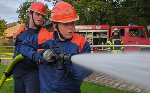 FW-KLE: Spannende Einsätze beim Berufsfeuerwehrtag der Jugendfeuerwehr - Foto: presseportal.de