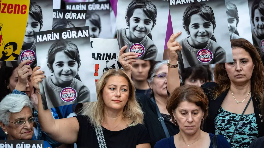 Die achtjährige Narin Güran wurde brutal ermordet. (Archivbild) - Bild: Onur Dogman/SOPA Images via ZUMA Press Wire/dpa