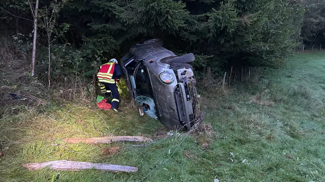 FW-OE: Verkehrsunfall in den frühen Morgenstunden - Bild: presseportal.de