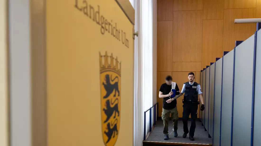 Eine Lebenskrise soll zu der Tat geführt haben. - Bild: Stefan Puchner/dpa