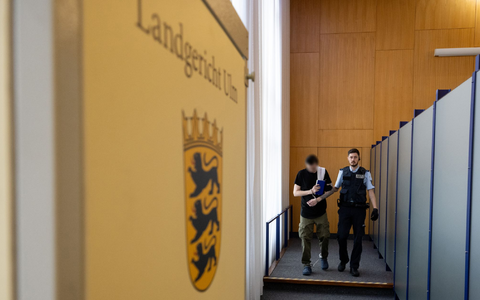 Eine Lebenskrise soll zu der Tat geführt haben. - Foto: Stefan Puchner/dpa