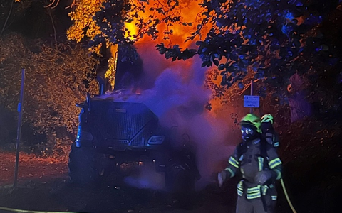 POL-WHV: Brand einer Forstmaschine in Varel - Foto: presseportal.de