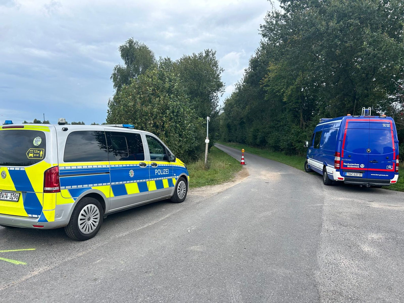 Ein Hund entdeckte am Sonntag zunächst einen Stiefel - dann kamen zwei Leichen zum Vorschein. - Foto: Michel Fritzemeier/TV7News/dpa