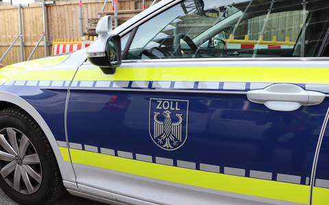 HZA-BI: Sieben illegal beschäftigte Arbeitnehmer entdeckt/Bielefelder Zoll wird auf Glasfaserbaustellen in Barntrup und Blomberg fündig - Foto: presseportal.de