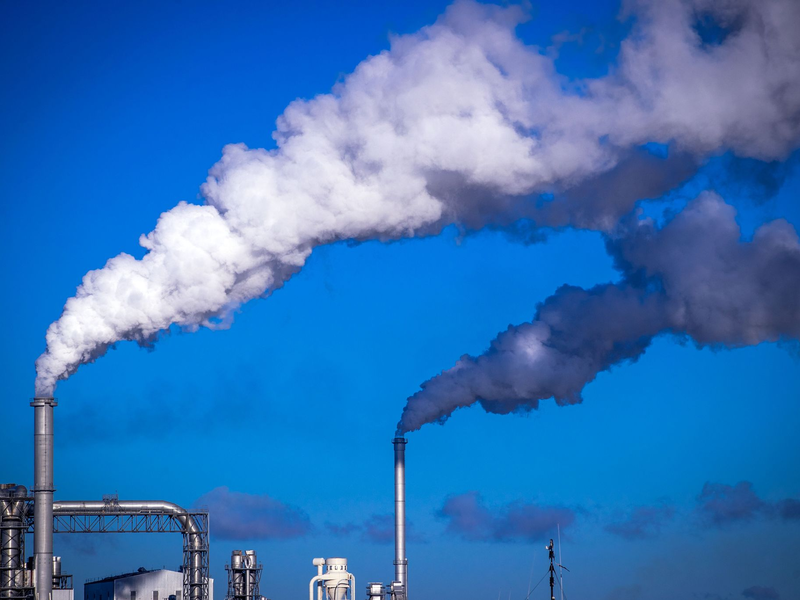 Die Industrie veröffentlicht alarmierende Prognosen  - Foto: Jens Büttner/dpa-Zentralbild/dpa