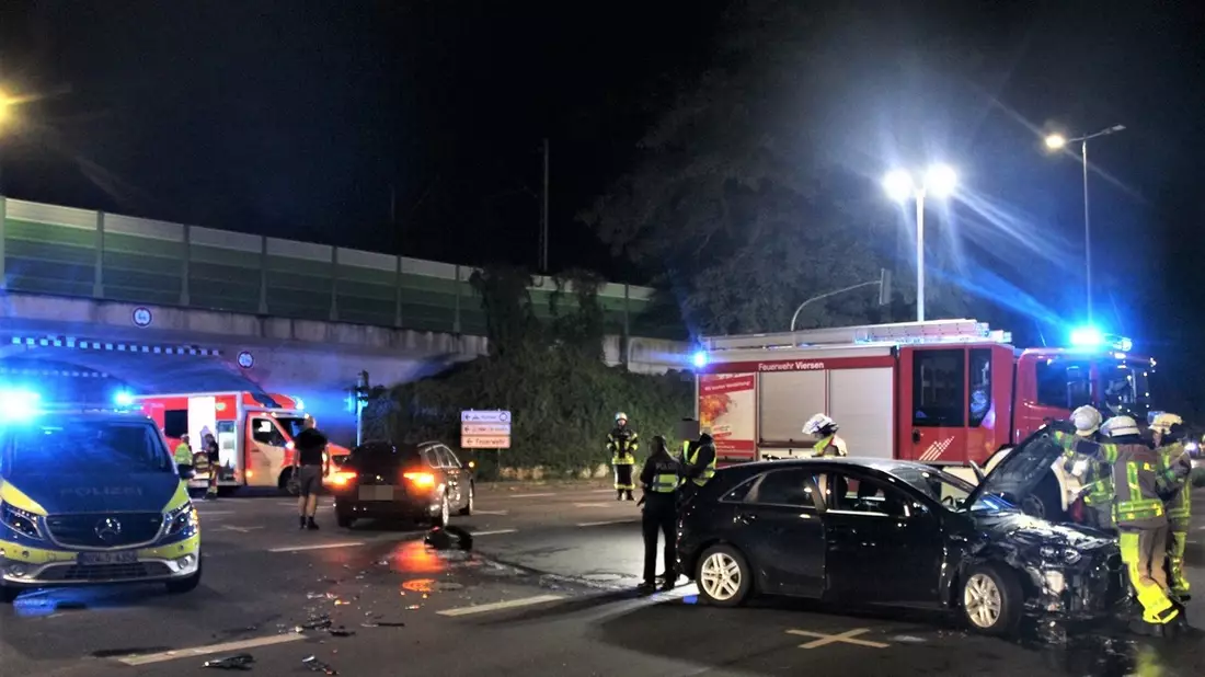 POL-VIE: Nach Abbiegeunfall wird Kreuzung teilweise gesperrt - Bild: presseportal.de