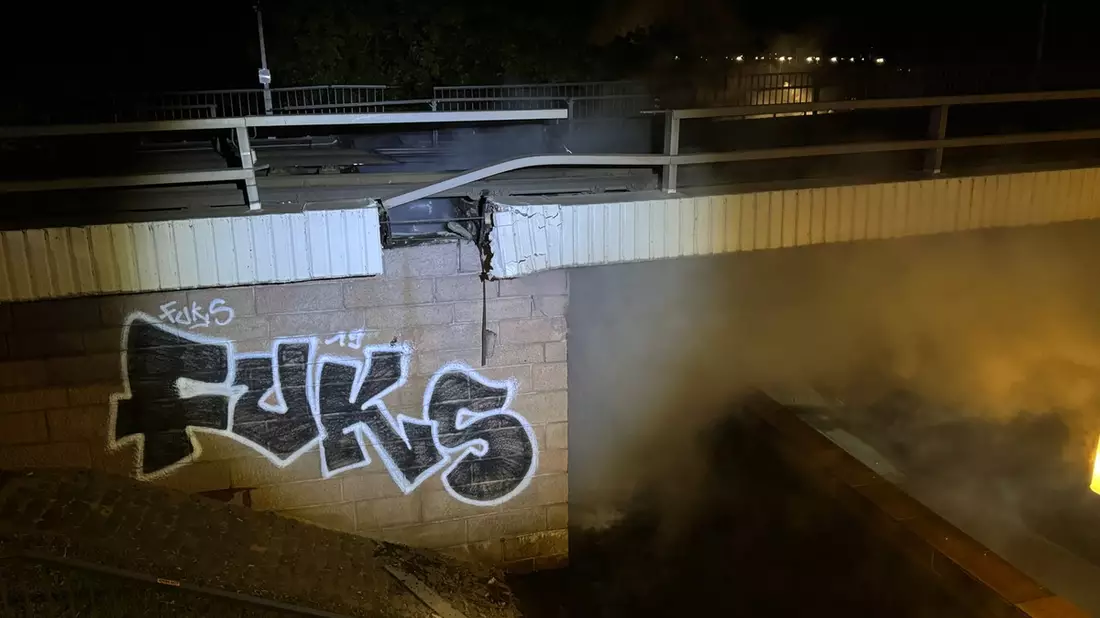 FW Dresden: Teileinsturz der Carolabrücke - Bild: presseportal.de