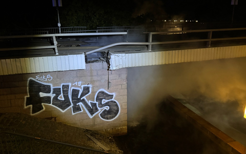 FW Dresden: Teileinsturz der Carolabrücke - Foto: presseportal.de