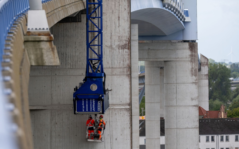 Jede Brücke in Deutschland durchläuft alle sechs Jahre eine Hautüberprüfung. (Archivfoto) - Foto: Stefan Sauer/dpa Jede Brücke in Deutschland durchläuft alle sechs Jahre eine Hautüberprüfung. (Archivfoto) - Foto: Stefan Sauer/dpa