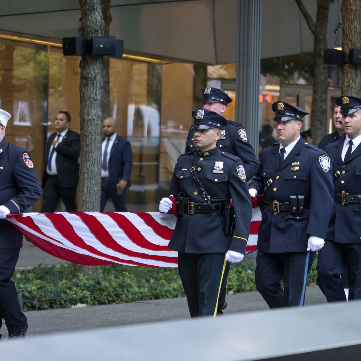 Jedes Jahr wird am Ground Zero in New York der Opfer gedacht. - Foto: Vanessa Carvalho/ZUMA Press Wire/dpa