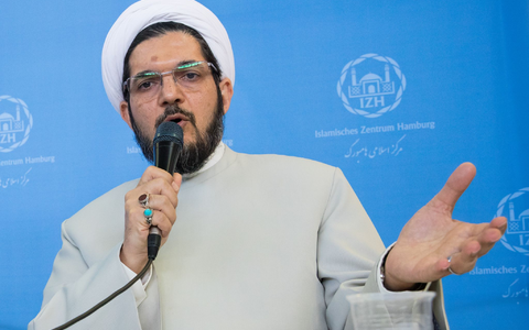 Mohammad Hadi Mofatteh ist Leiter des inzwischen verbotenen Islamischen Zentrums Hamburg. - Foto: Christian Charisius/dpa Mohammad Hadi Mofatteh ist Leiter des inzwischen verbotenen Islamischen Zentrums Hamburg. - Foto: Christian Charisius/dpa