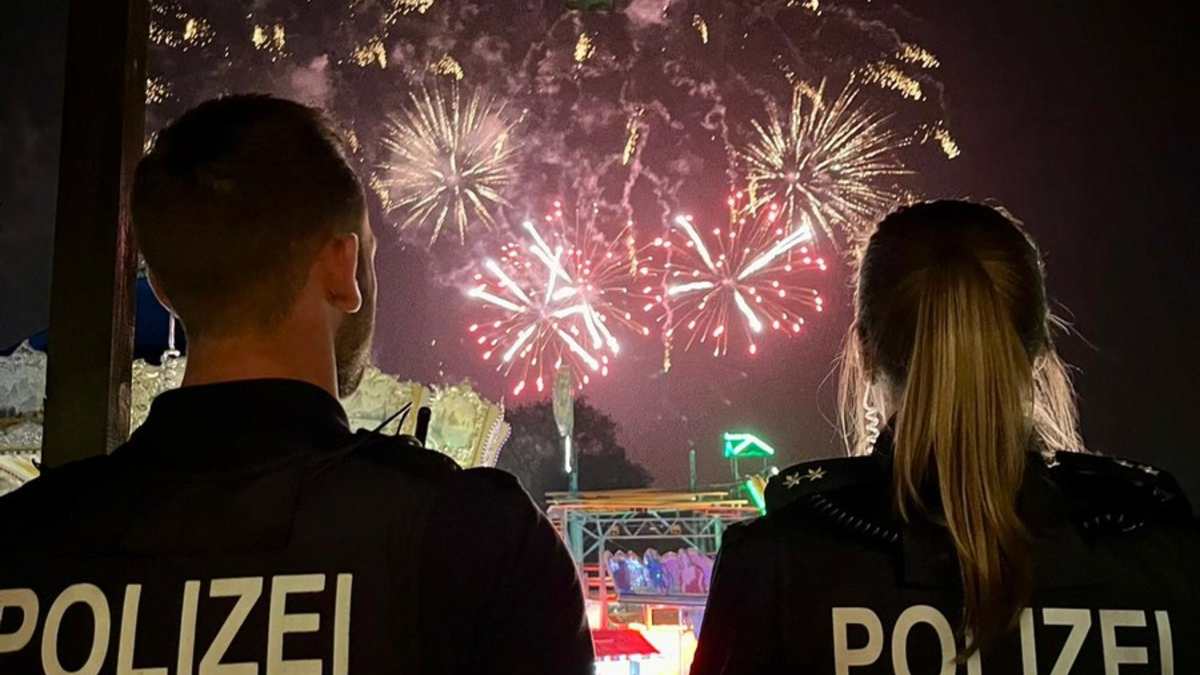 POL-HSK: Einsatzleiter zieht Kirmesbilanz - Foto: presseportal.de