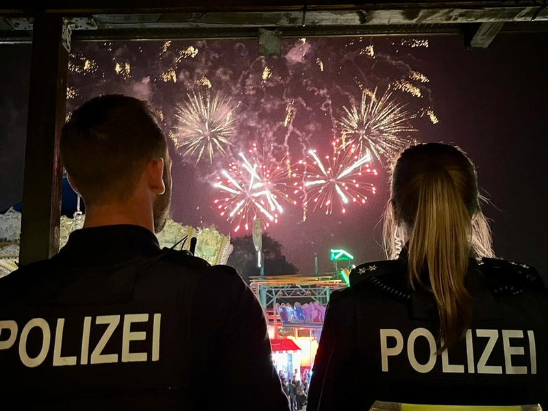 POL-HSK: Einsatzleiter zieht Kirmesbilanz - Foto: presseportal.de