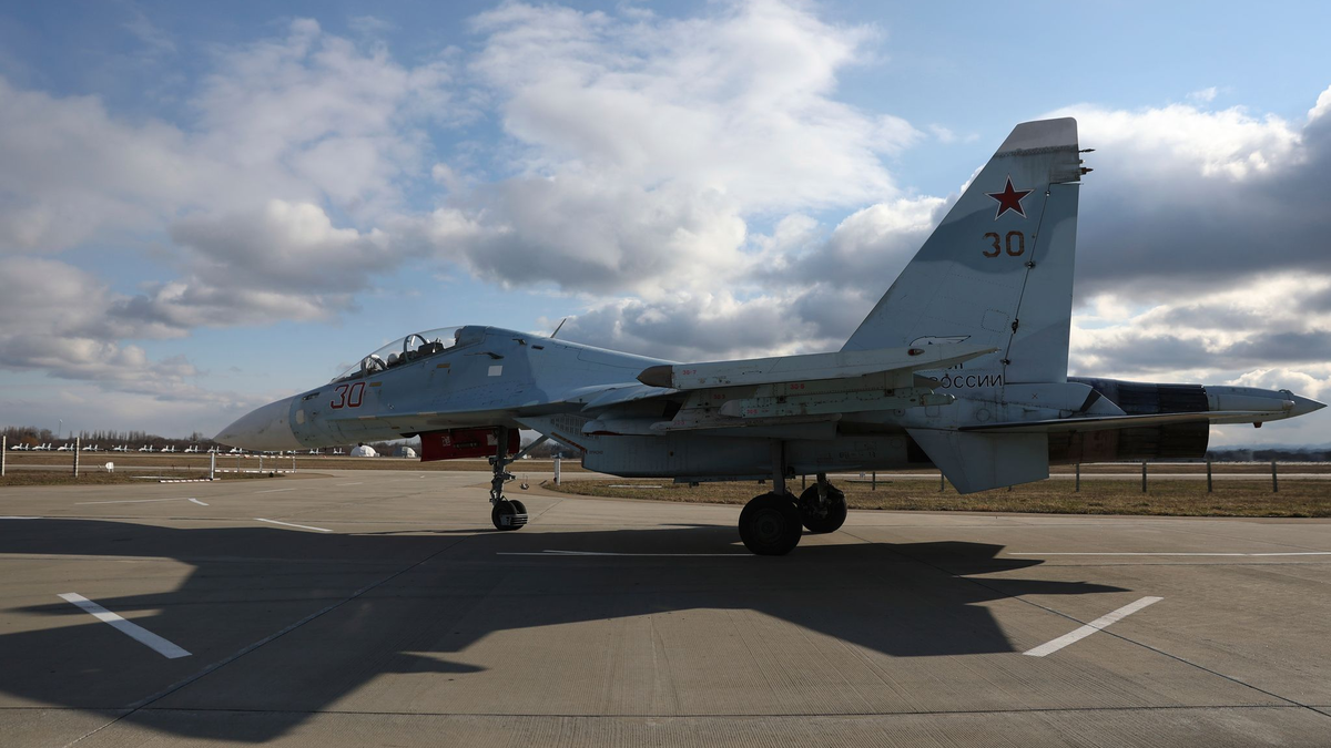 Die Ukraine nimmt für sich den Abschuss eines russischen Kampfjets über dem Schwarzen Meer in Anspruch. (Archivbild) - Foto: Vitaliy Timkiv/AP/dpa