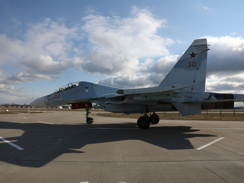 Die Ukraine nimmt für sich den Abschuss eines russischen Kampfjets über dem Schwarzen Meer in Anspruch. (Archivbild) - Foto: Vitaliy Timkiv/AP/dpa