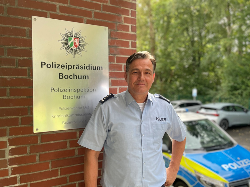 POL-BO: Führungswechsel in der Polizeiwache Bochum-Ost: Christian Bartsch übernimmt das Ruder - Foto: presseportal.de