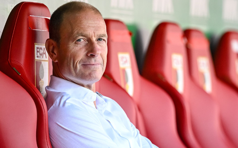 Jess Thorup unterschreibt bis 2026 beim FC Augsburg. - Foto: Harry Langer/dpa