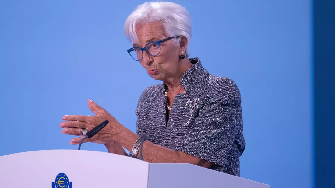 EZB-Präsidentin Lagarde warnt vor den Folgen eines globalen Handelskriegs (Archivbild) - Bild: Boris Roessler/dpa