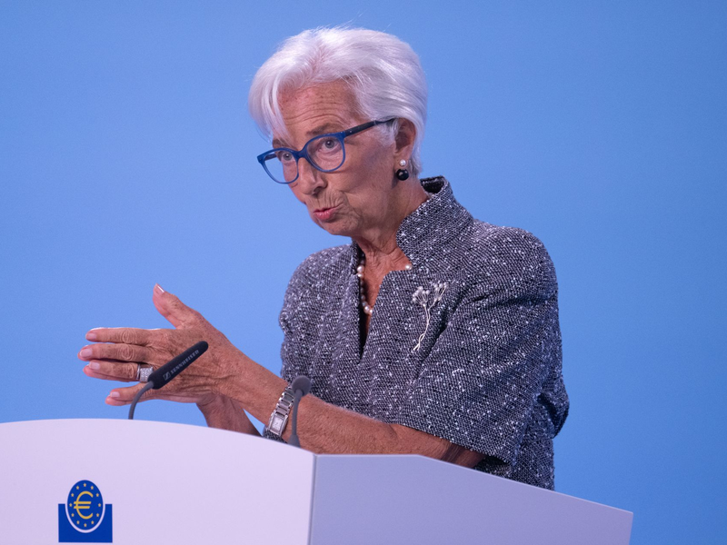 EZB-Präsidentin Lagarde warnt vor den Folgen eines globalen Handelskriegs (Archivbild) - Foto: Boris Roessler/dpa