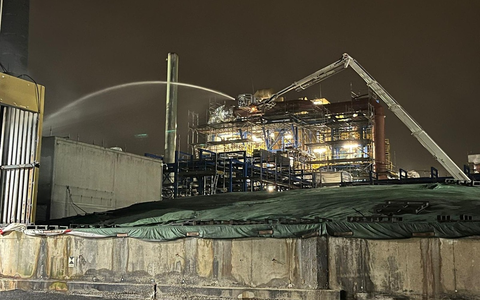 FW-Schermbeck: Überörtliche Hilfe - Großbrand in Duisburg - Foto: presseportal.de