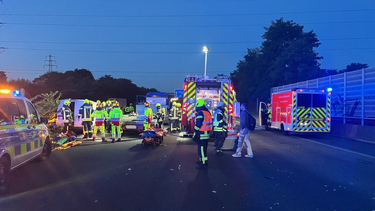 FW-OB: Mehrere Verkehrsunfälle - Foto: presseportal.de