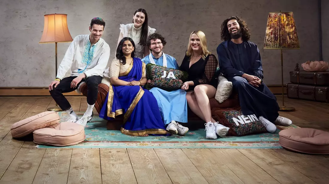 Neu im ZDF: 37°Leben: Against All Gods – Die Glaubens-WG / Ist eine Welt möglich, in der alle Religionen in Frieden miteinander leben? - Bild: presseportal.de