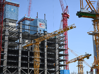 PwC wird im Zusammenhang mit der Prüfung von Bilanzen des insolventen Bauträgers China Evergrande bestraft. (Archivbild) - Foto: Johannes Neudecker/dpa