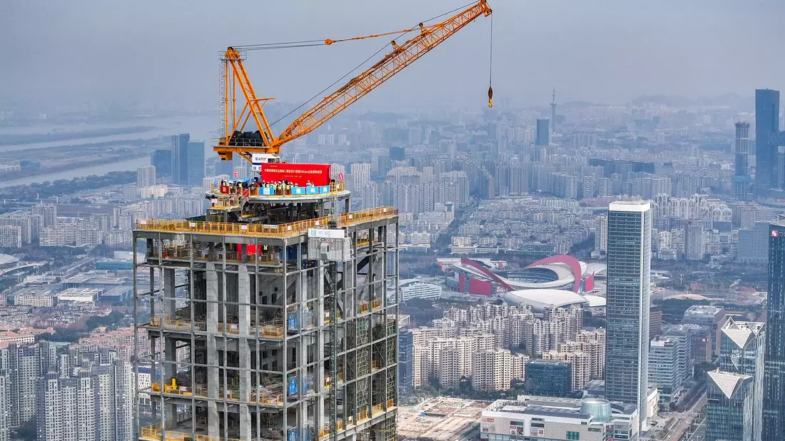 PwC muss für sechs Monate seine Geschäfte in China einstellen und eine Millionenstrafe bezahlen. (Archivbild) - Bild: Li Bo/XinHua/dpa