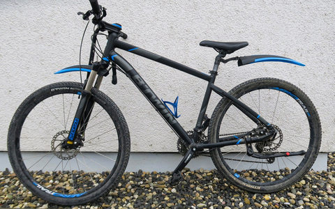 POL-WE: + Polizei sucht Fahrrad-Eigentümer + Diebstähle aus Autos + Trickdieb bestiehlt 85-Jährigen + Pkw erfasst E-Scooter + Daimler kommt von Fahrbahn ab + Mini-Bagger beschädigt + - Foto: presseportal.de