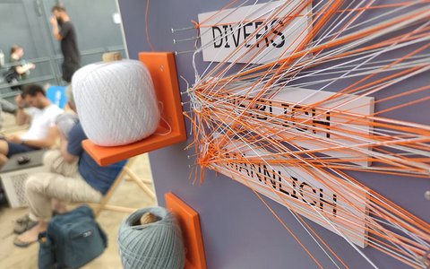 Crazy-Wall bei einer Befragung (Archiv) - Foto: über dts Nachrichtenagentur