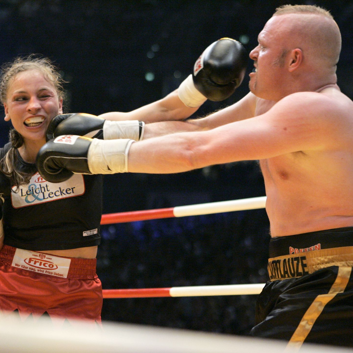 Viele rätseln: Was bezweckt Raab mit dem neuen Boxkampf? - Foto: Jörg Carstensen/dpa
