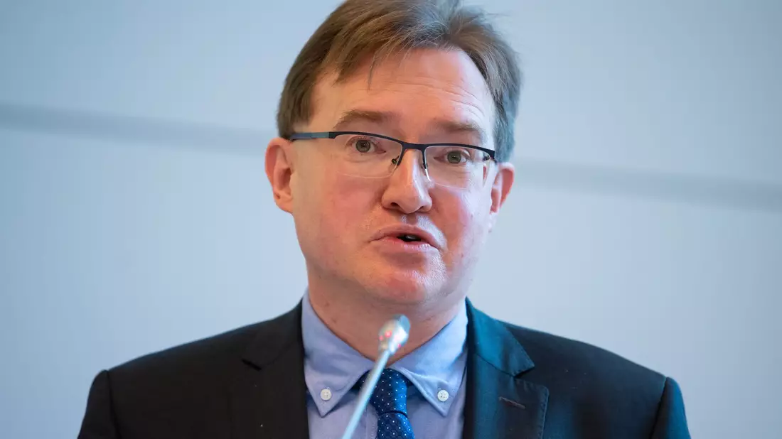 Ermittlern um Thomas Goger, Leiter des Zentrums zur Bekämpfung von Kinderpornografie und sexuellem Missbrauch von Kindern im Internet, ist ein Schlag gegen einen Kinderporno-Ring gelungen. (Archivbild) - Bild: Sven Hoppe/dpa