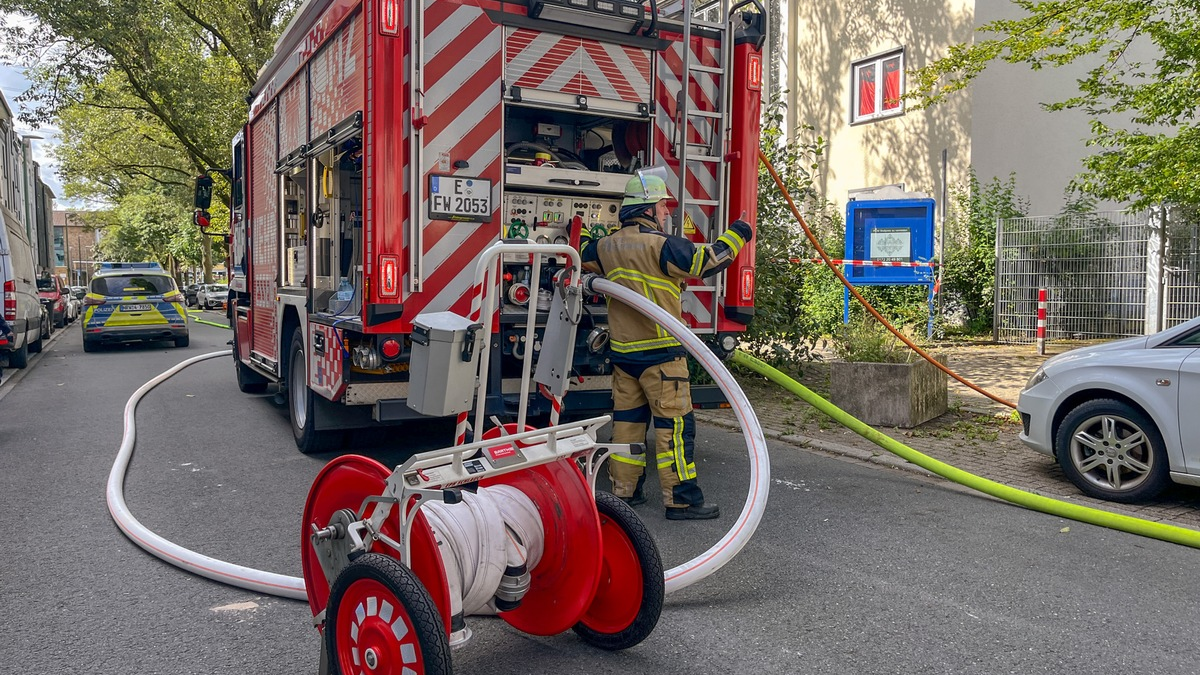 FW-E: Wohnungsbrand in Altenessen-Süd - zum Glück keine Verletzten - Foto: presseportal.de