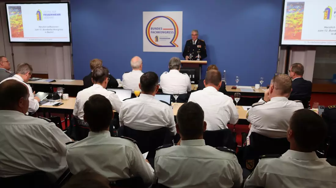 Kongress bietet wertvolle Grundlagen für Arbeit vor Ort / 150 Personen bei DFV-Fortbildung in Berlin / Kooperation mit Handwerk bekräftigt - Bild: presseportal.de