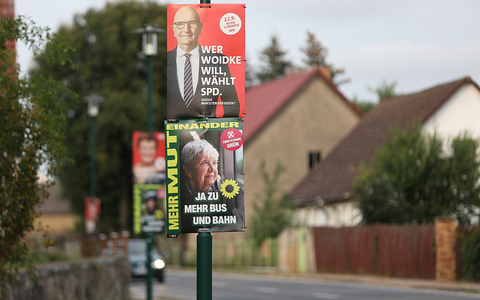 Wahlplakate von SPD und Grünen zur Landtagswahl in Brandenburg (Archiv) - Foto: über dts Nachrichtenagentur