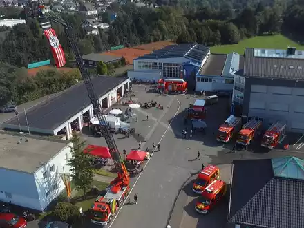 FF Olsberg: Feuerwehrfest mit Kartoffelbraten beim Löschzug Bigge - Olsberg - Foto: presseportal.de
