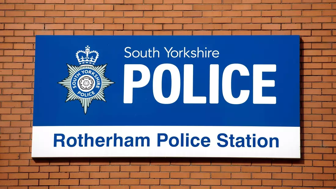 Der jahrelange bandenmäßige Missbrauch in Rotherham führte zu heftiger Kritik an Polizei und Behörden. (Archivbild) - Bild: picture alliance / dpa