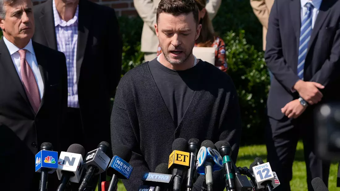 Nach Angaben des TV-Senders CNN muss der Musiker  nun 25 Stunden gemeinnützige Arbeit leisten und 500 Dollar Strafe zahlen. - Bild: Pamela Smith/AP/dpa