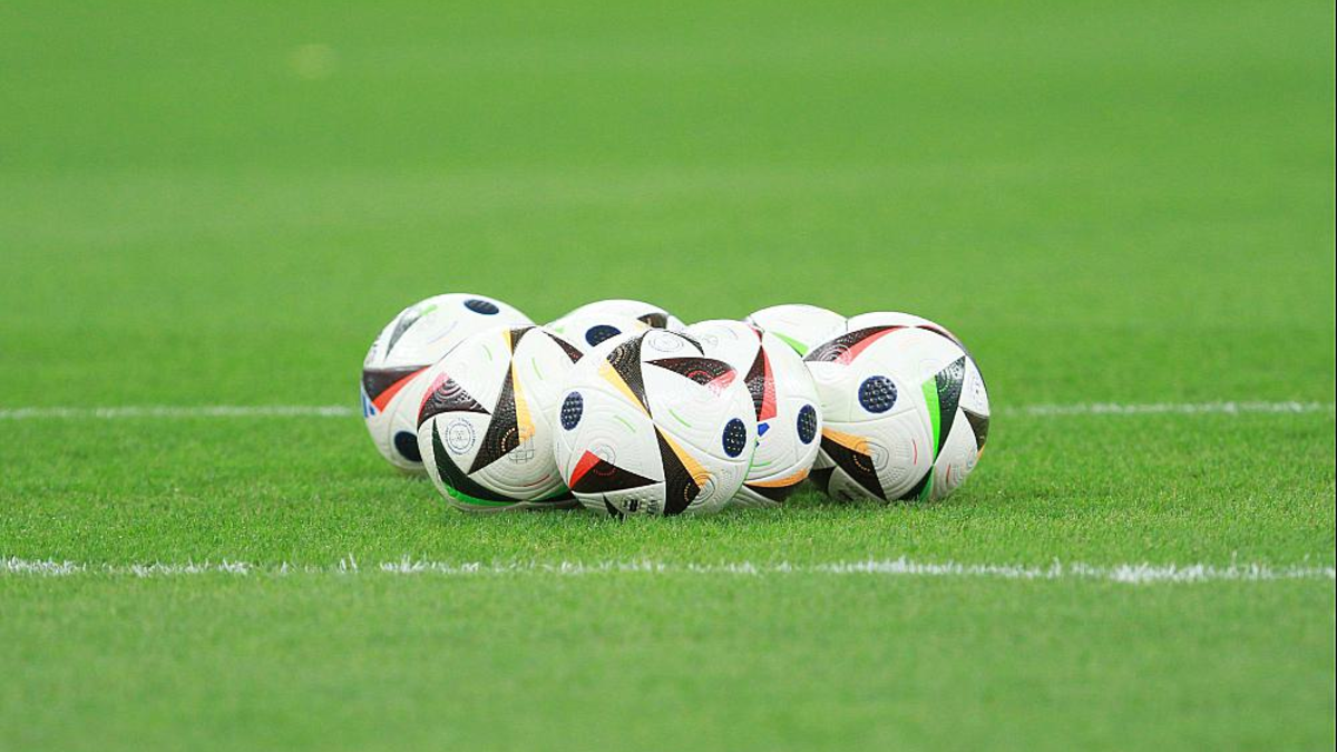 Fußbälle (Archiv) - Foto: über dts Nachrichtenagentur
