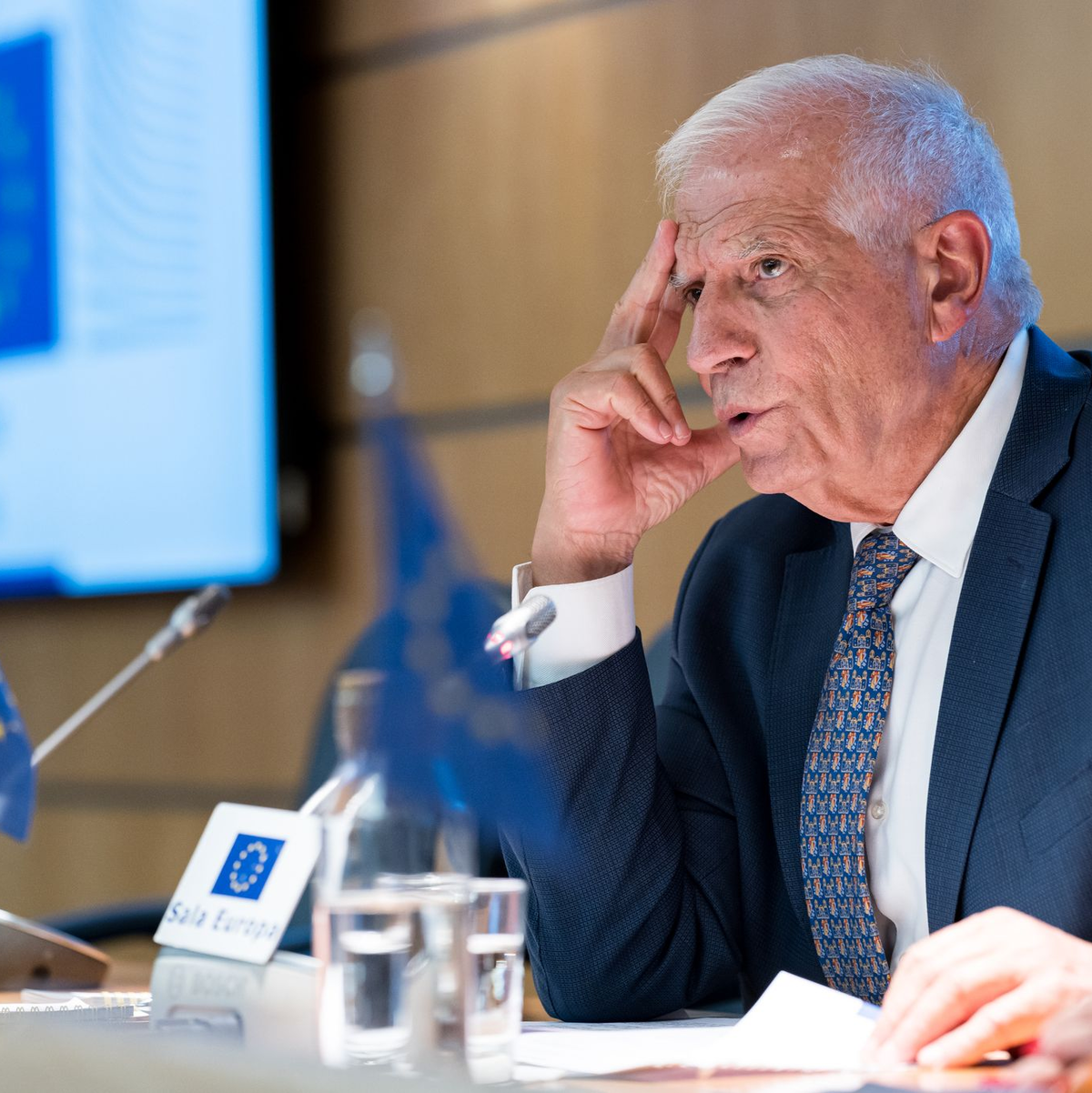 Der EU-Außenbeauftragte Josep Borrell nach dem Treffen in Madrid. - Foto: Diego Radamés/EUROPA PRESS/dpa