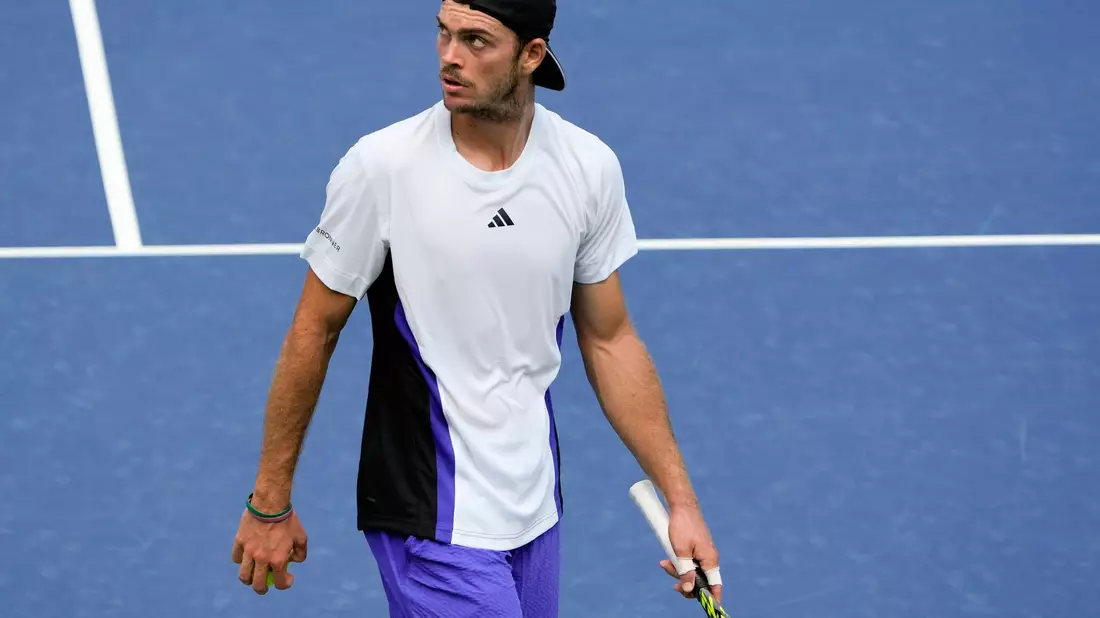 Tennisprofi Maximilian Marterer verliert nach zwei Siegen in Zhuhai sein drittes Einzel der Woche. - Bild: Julia Nikhinson/AP/dpa