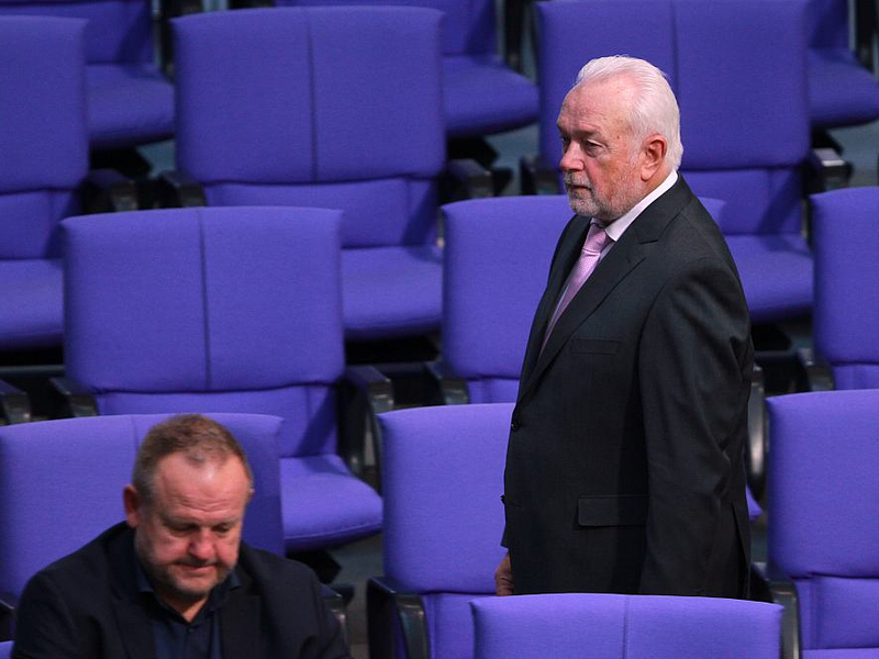 Wolfgang Kubicki läuft am AfD-Abgeordneten Kay-Uwe Ziegler vorbei - Foto: über dts Nachrichtenagentur