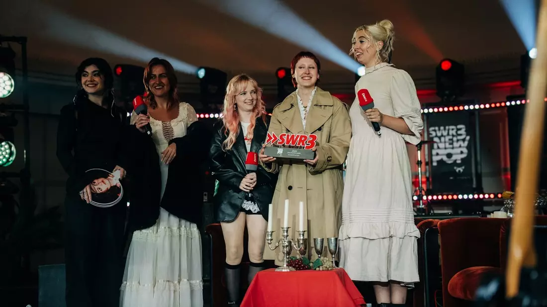 The Last Dinner Party erhalten SWR3 New Pop Award - Bild: presseportal.de