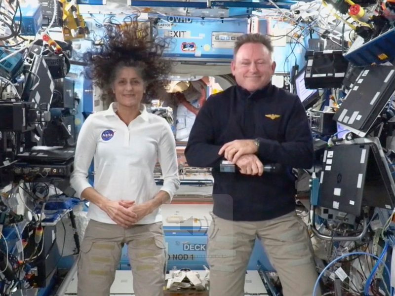 Barry Wilmore und Suni Williams gelten als erfahrene Astronauten. (Handout) - Foto: Uncredited/NASA/AP/dpa