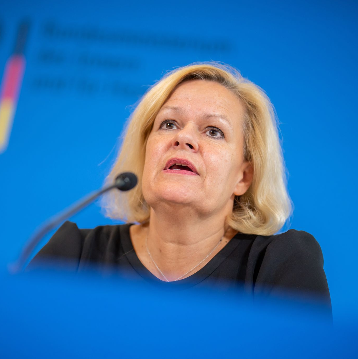 Nach Kritik etwa aus Polen versichert Innenministerin Faeser, Deutschland handele eng abgestimmt mit den Nachbarn. (Archivbild) - Foto: Michael Kappeler/dpa