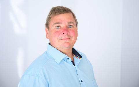 Das Zugpersonal ist am Limit, kritisiert EVG-Landeschef Rathsmann. (Archivbild) - Foto: Julian Stratenschulte/dpa