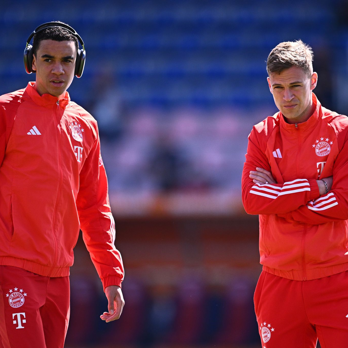 Verlängert Joshua Kimmich (r) nach Jamal Musiala? - Foto: Tom Weller/dpa